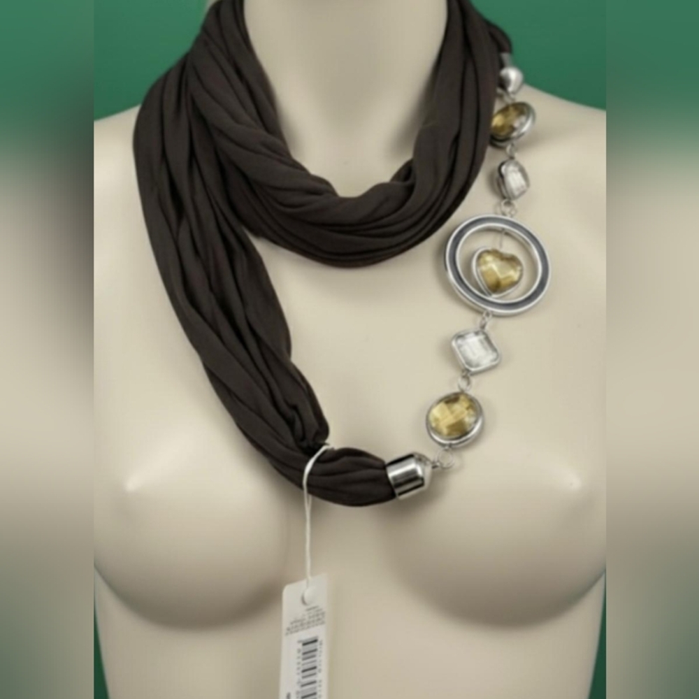 NWT, BROWN INFINITY SCARF WITH GOLD AND SILVER PENDANT ACCENTS, UNIQUE DESIGN!